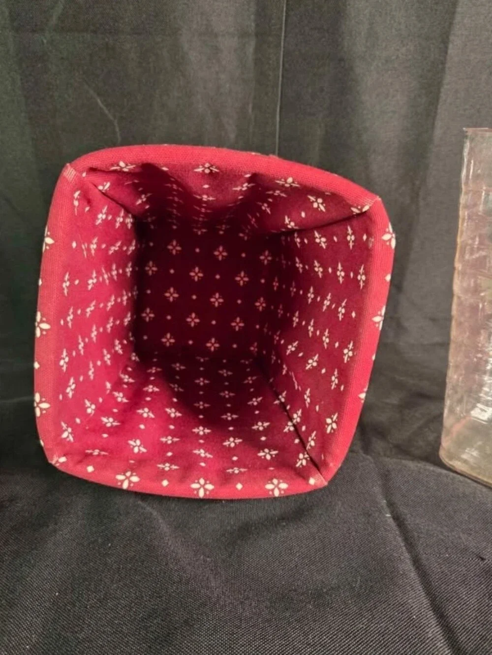 1996 Longaberger Medium Spoon basket with lid and Plastic & fabric liners